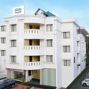 Sandra Palace Hotel Thekkady