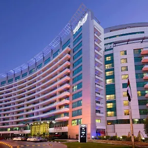 Time Oak & Szálloda Dubaj