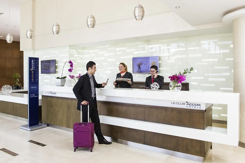 Novotel Abu Dhabi Gate 4*,