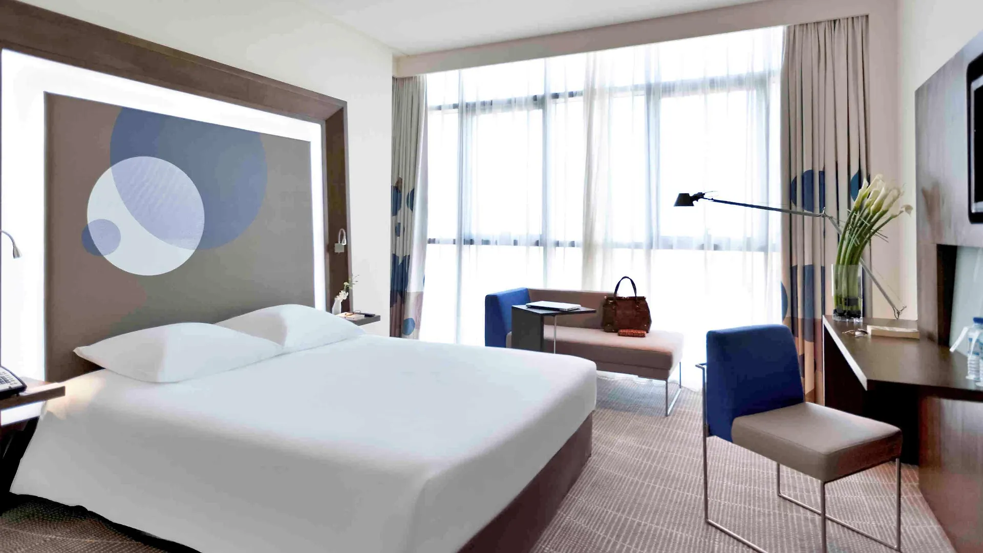 Novotel Abu Dhabi Gate 4*,  Emiratos Árabes Unidos